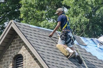 Shingle Roofing in Uptown Houston, Texas
